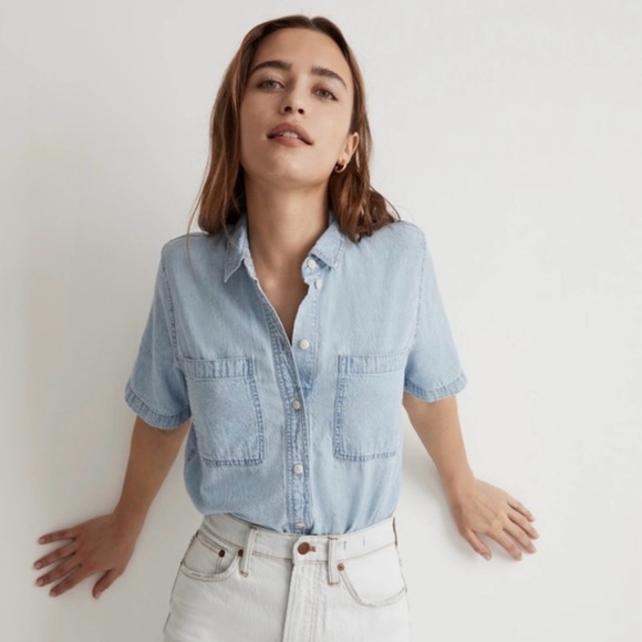 Madewell Tops - Madewell Light Blue Short-Sleeve Button-Down Denim Shirt